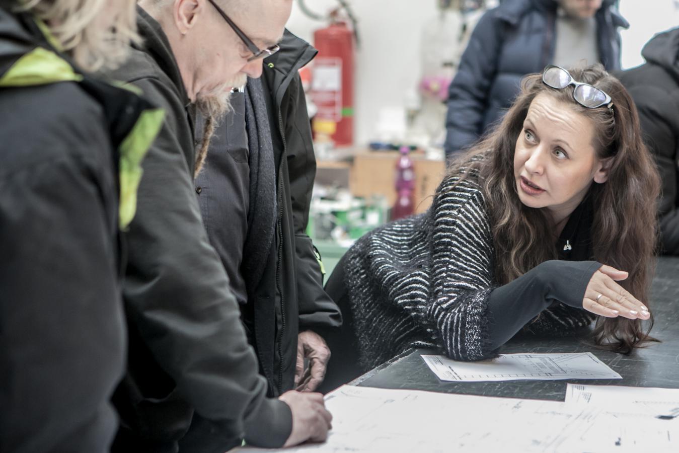 Režisérka Kateřina Dušková s jevištním mistrem Josefem Vaníčkem, foto Jiří Sejkora
