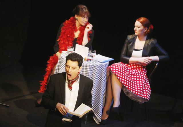 Éric Cénat, Claire Vidoni a Milena Dobrovolná, foto Michal Klíma 
