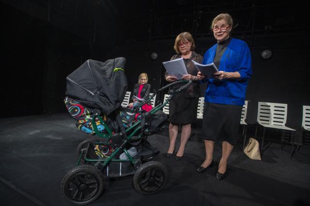 Karolína Šafránková, Ludmila Mecerodová a Jindra Janoušková, foto Josef Vostárek