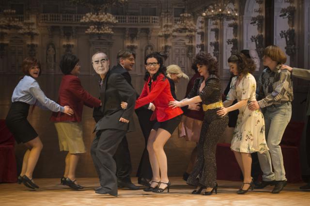 Jana Ondrušková, Ludmila Mecerodová, Michal Lavrovič, Josef Pejchal, Monika Němcová, Dagmar Novotná, Petra Janečková, Veronika Malá a Josef Láska, foto Josef Vostárek