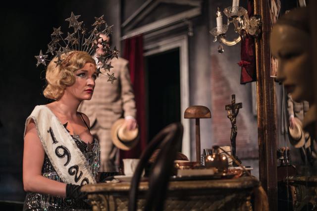Coby Kristina v Makropulos musical, foto Jiří Sejkora, 2022