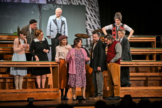 Eliška Jechová, Petr Borovec, Romana Chvalová, Zdeněk Rumpík, Martina Sikorová, Ludmila Mecerodová, Tomáš Lněnička, Ladislav Špiner, Martin Mejzlík a Matěj Štrunc, foto Pavel Kohout