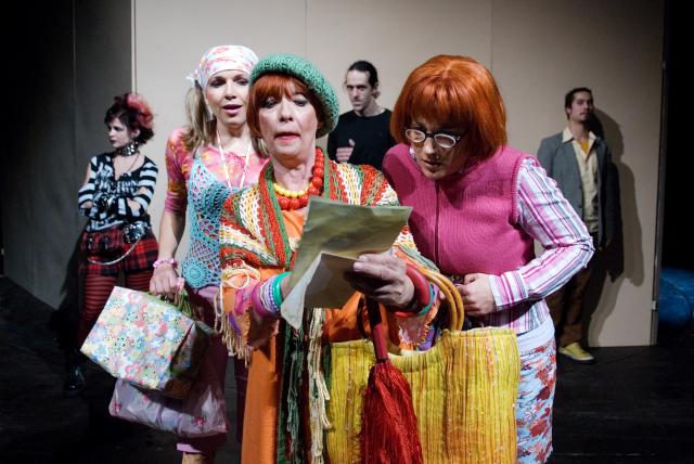 Zdena Bittlová, Martina Sikorová, Kristina Jelínková, Petra Janečková, Radek Žák a Jan Konečný, foto Petr Neubert