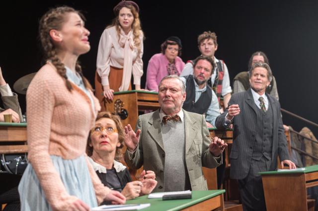 Eliška Jechová, Romana Chvalová, Petr Dohnal, Kristýna Hulcová, Ludmila Mecerodová, Tomáš Lněnička, Matěj Štrunc, Martin Mejzlík a Ladislav Špiner, foto Petr Šedivý