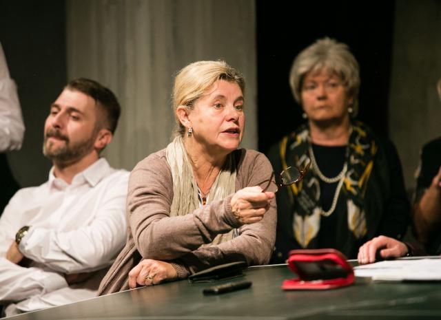 S Josefem Pejchalem a Ludmilou Mecerodovou jako Paní Horvátová ve Společenstvu vlastníků, 2019, foto Josef Vostárek
