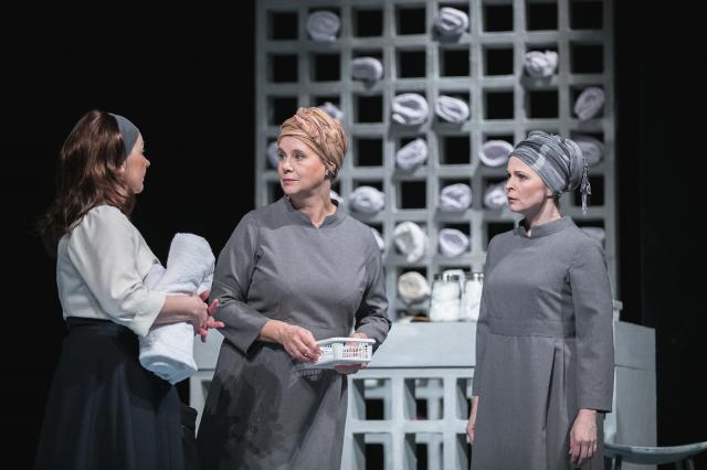 Dagmar Novotná, Jindra Janoušková a Petra Janečková, foto Jiří Sejkora