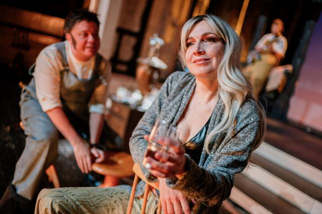 Jako Jelena (s Petrem Borovcem) ve Váňovi, foto Jan Hromádko, 2025