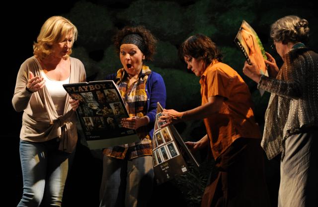 Jana Paulová, Dagmar Novotná, Ludmila Mecerodová a Helena Malehová, foto Josef Vostárek